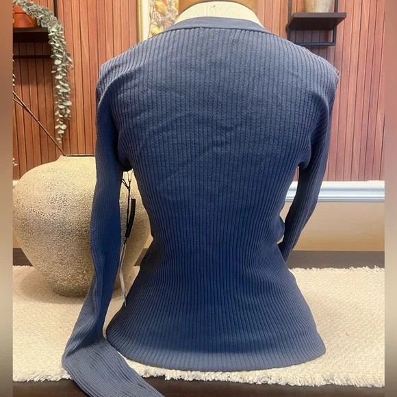 Lilith ribbed top - Picture 4 of 6